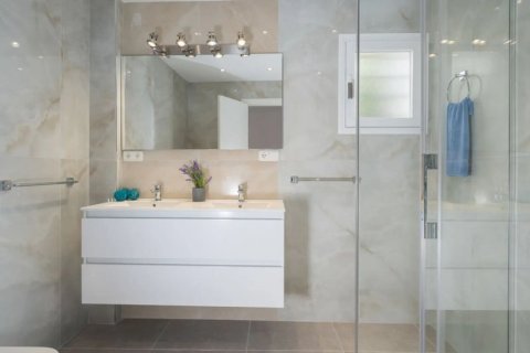 4 bedrooms Office in Nghia Dung, Vietnam No. 92319 17