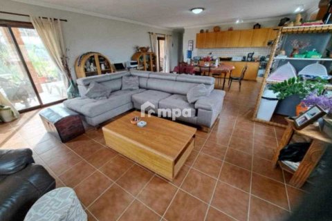 3 bedrooms House in Agioi Trimithias, Cyprus No. 78625 4