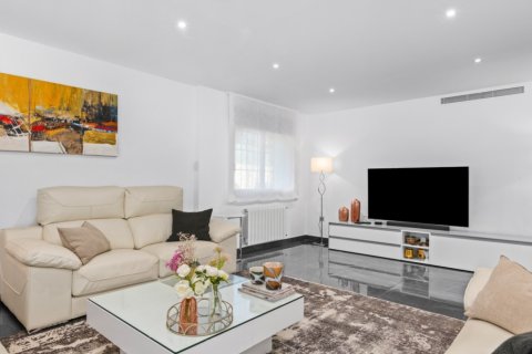 5 bedrooms Villa in Giao Chau, Vietnam No. 85949 15