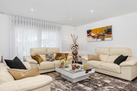 5 bedrooms Villa in Giao Chau, Vietnam No. 85949 12