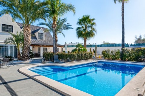 5 bedrooms Villa in Giao Chau, Vietnam No. 85949 1