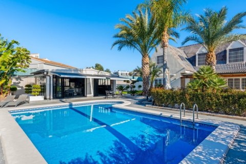 5 bedrooms Villa in Giao Chau, Vietnam No. 85949 2