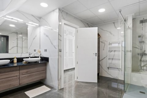 5 bedrooms Villa in Giao Chau, Vietnam No. 85949 28