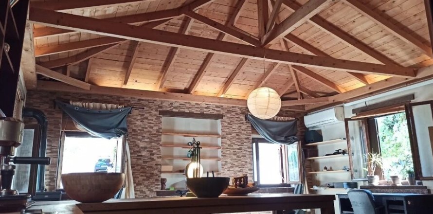 3 rooms House in Thessaloniki, Greece No. 108005