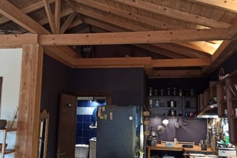 Дом с 3 комнатами в Салоники, Греция №108005 6