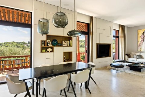 3 bedrooms House in Biot, France No. 68750 5