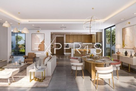 5 bedrooms Villa in Thach Than, Vietnam No. 74570 2