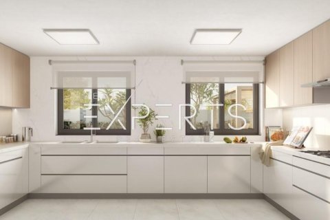 5 bedrooms Villa in Thach Than, Vietnam No. 74570 4