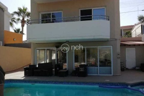 3 dormitorios House en Germasogeia, Cyprus No. 30039 1