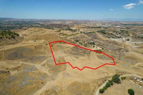 25419m² Land en Agia Varvara, Cyprus No. 35462 4