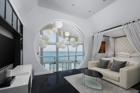 3 bedrooms Villa in Patong, Thailand No. 97314 8