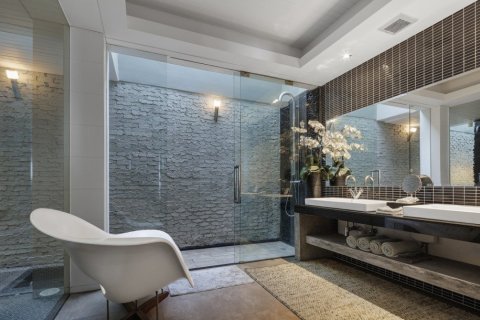 3 bedrooms Villa in Patong, Thailand No. 97314 20