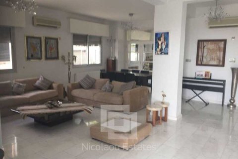 5 bedrooms Villa in Agios Athanasios, Cyprus No. 78967 11