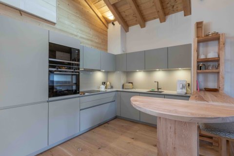 5 chambres House à Les Allues, France No. 100135 7