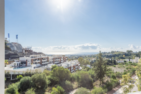 Квартира с 2 спальнями в Бенахавис, Испания №83931