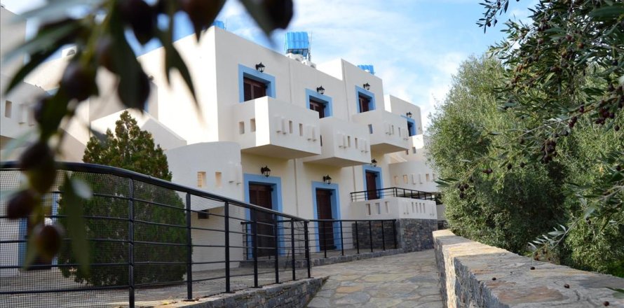 29 rooms Hotel in Lasithi, Greece No. 58956