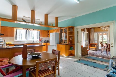 5 bedrooms Villa in Limassol, Cyprus No. 37490 6