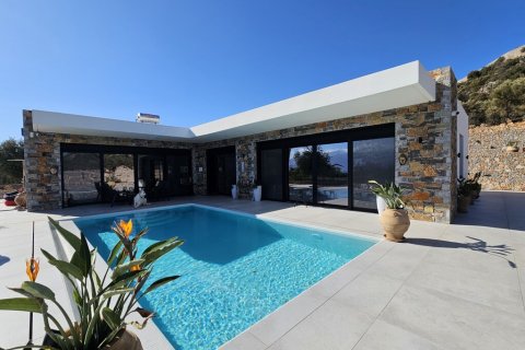 Вилла с 3 спальнями в Айос-Николаос, Греция №108819 2