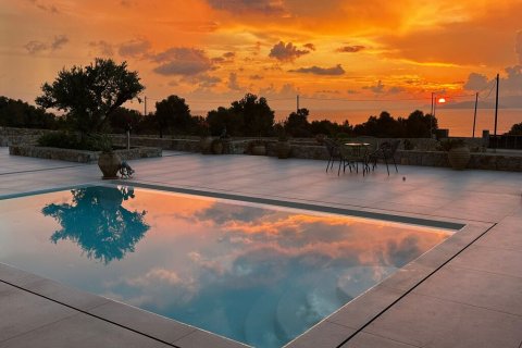 Вилла с 3 спальнями в Айос-Николаос, Греция №108819 16