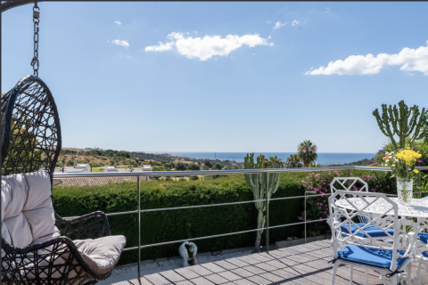 3 bedrooms Villa in Dinh An, Vietnam No. 83887 2