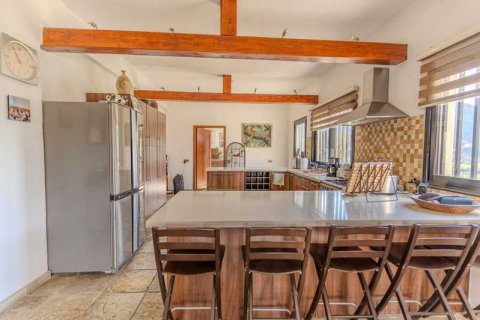 7 bedrooms House in Germasogeia, Cyprus No. 74502 2