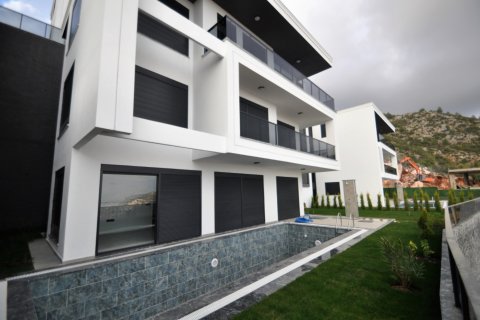 5 bedrooms Villa in Alanya, Turkey No. 113984