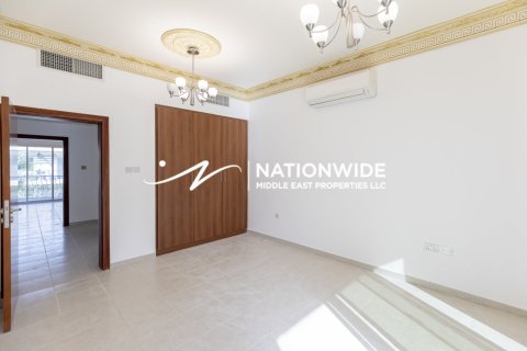 Вилла с 3 спальнями в Биньзыонг, Вьетнам №92860 11