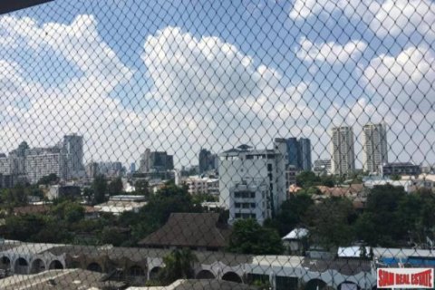 5 bedrooms Apartment in Bangkok, Thailand No. 98125 7