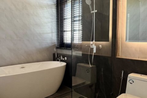 5 bedrooms House in Chiang Mai, Thailand No. 98163 9