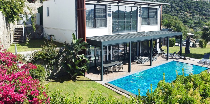 5 dormitorios Villa en Phi Dien, Vietnam No. 88886