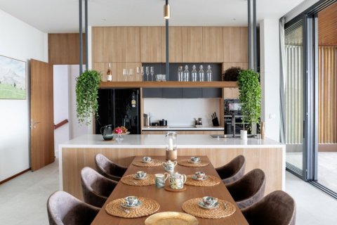 4 bedrooms Villa in Chalong, Thailand No. 96199 10