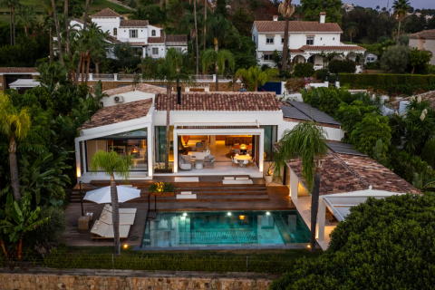 5 chambres House à Nueva Andalucia, Spain No. 83875