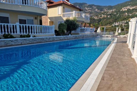 4 rooms Villa à Tepe, Turkey No. 124149