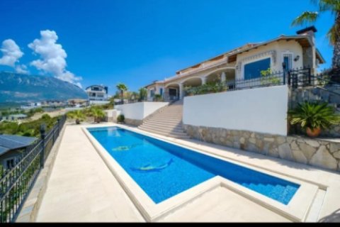 4 bedrooms Villa in Lien Chieu, Vietnam No. 14600 3