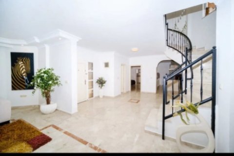 4 bedrooms Villa in Lien Chieu, Vietnam No. 14600 17