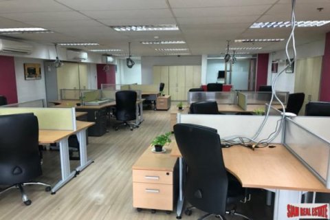165.9m² Office in Bangkok, Thailand No. 96848 11