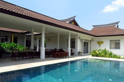 5 bedrooms House in Chiang Mai, Thailand No. 97506 2
