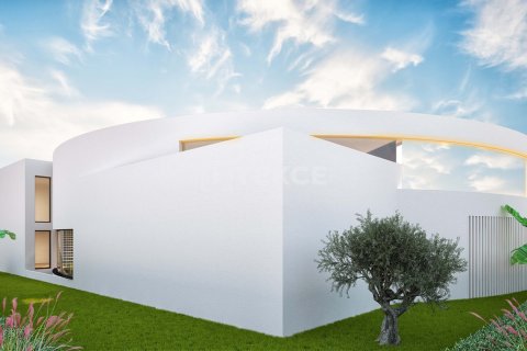 6 bedrooms Villa in Bich Dong, Vietnam No. 22018 11