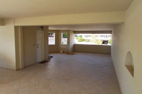 6 bedrooms Building in Koropi, Greece No. 108731 4