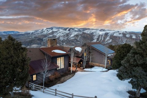 4 bedrooms House in Wolcott, USA No. 83406 3