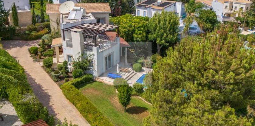 3 dormitorios Villa en Polis, Cyprus No. 62884