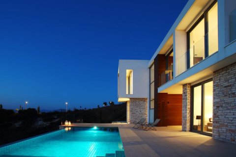 4 bedrooms Villa in Tsada, Cyprus No. 37406 2