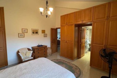 4 bedrooms Villa in Apesia, Cyprus No. 82415 12