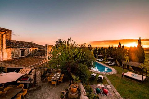 12 chambres Commercial property à Felanitx, Spain No. 129200