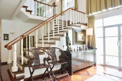 4 bedrooms House in Chiang Mai, Thailand No. 1495 6