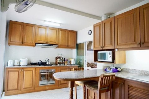 4 bedrooms House in Chiang Mai, Thailand No. 1495 10