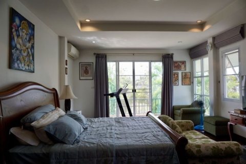 4 bedrooms House in Chiang Mai, Thailand No. 1495 14