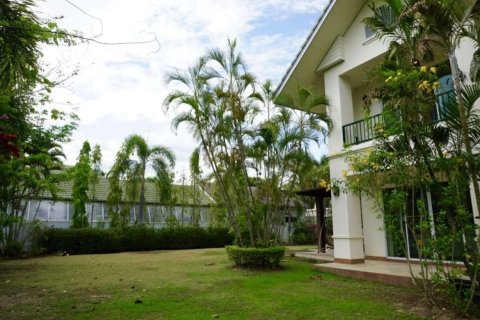 4 bedrooms House in Chiang Mai, Thailand No. 1495 27