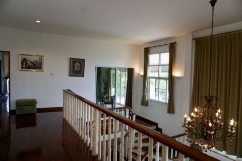 4 bedrooms House in Chiang Mai, Thailand No. 1495 13