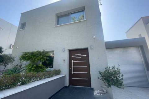 Дом с 3 спальнями в Агиос Афанасиос, Кипр №101329 1